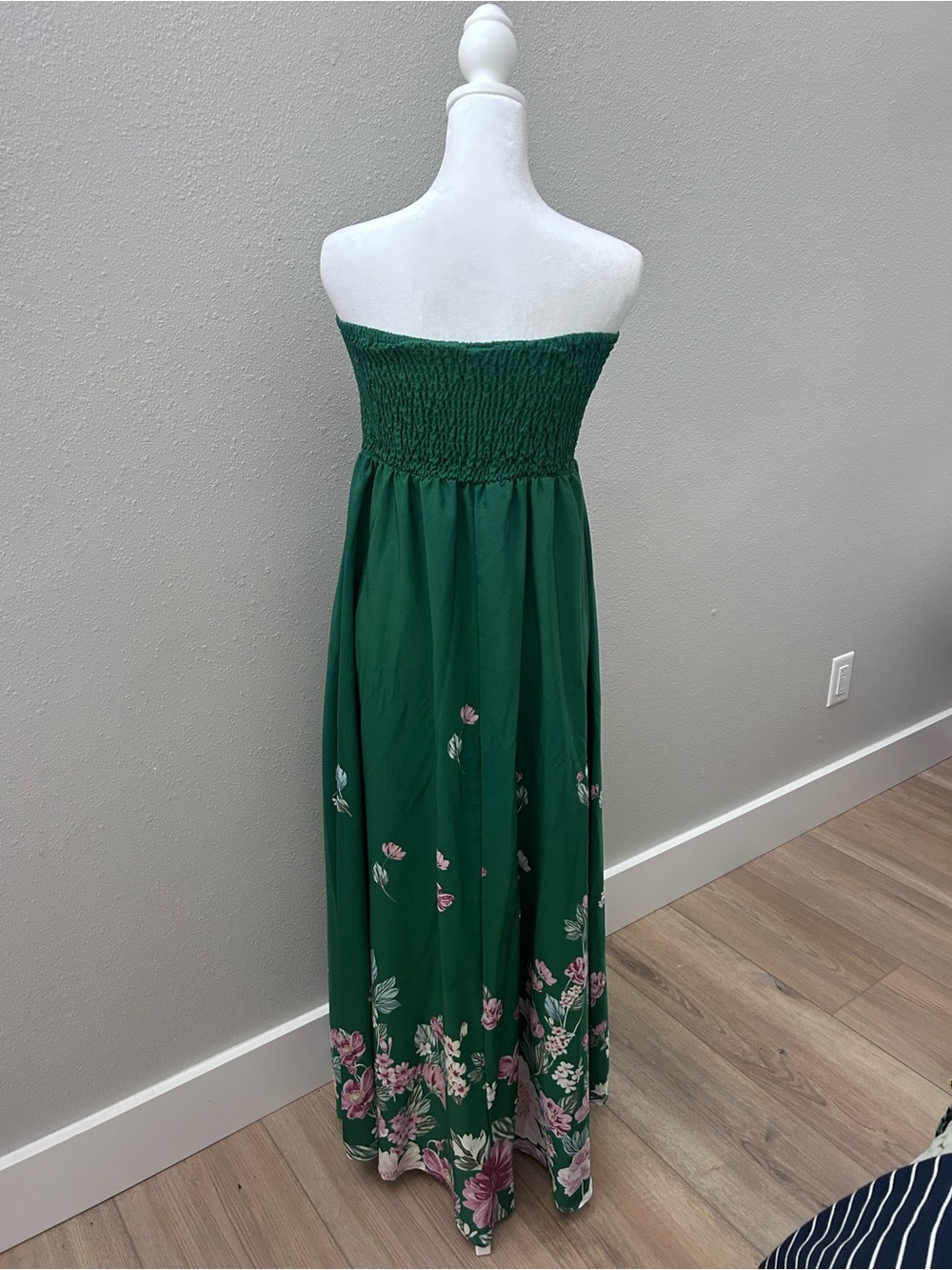 Emerald Green Strapless Smocked Floral Maxi Dress - Picture 2 of 3